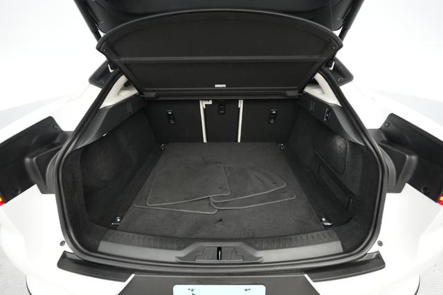 2023 Jaguar I-Pace — photo 6 of 24