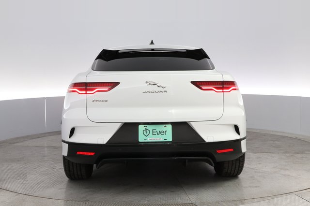 2023 Jaguar I-Pace — photo 12 of 24