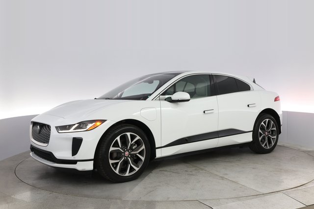 2023 Jaguar I-Pace — photo 14 of 24
