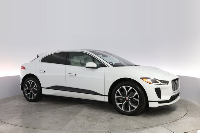 2023 Jaguar I-Pace — photo 11 of 24