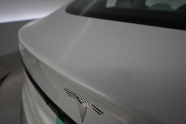 2022 Tesla Model S — photo 22 of 23