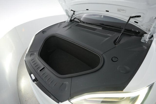 2022 Tesla Model S — photo 20 of 23
