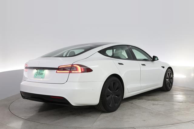 2022 Tesla Model S