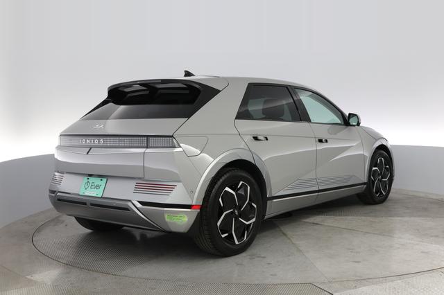 2023 Hyundai IONIQ 5 — photo 2 of 22