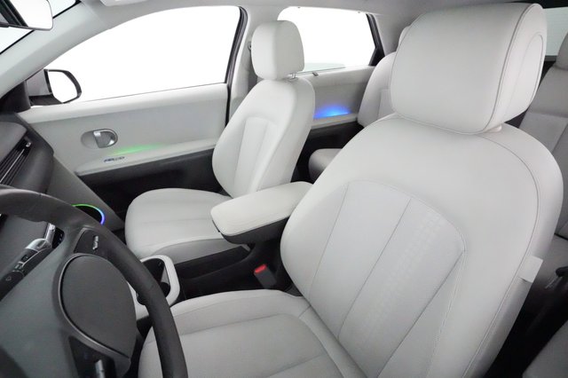 2023 Hyundai IONIQ 5 — photo 3 of 22