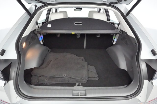 2023 Hyundai IONIQ 5 — photo 6 of 22