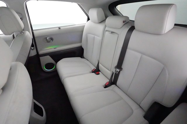 2023 Hyundai IONIQ 5 — photo 18 of 22