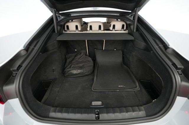 2024 BMW i4 — photo 6 of 20