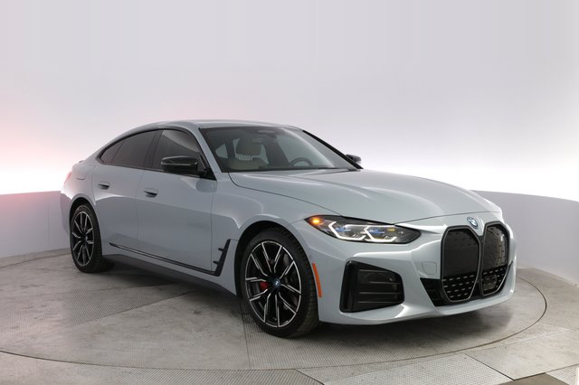 2024 BMW i4 — photo 10 of 20