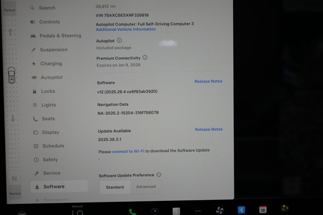 2022 Tesla Model X — photo 5 of 26