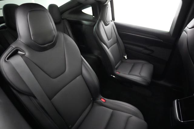 2022 Tesla Model X — photo 4 of 26