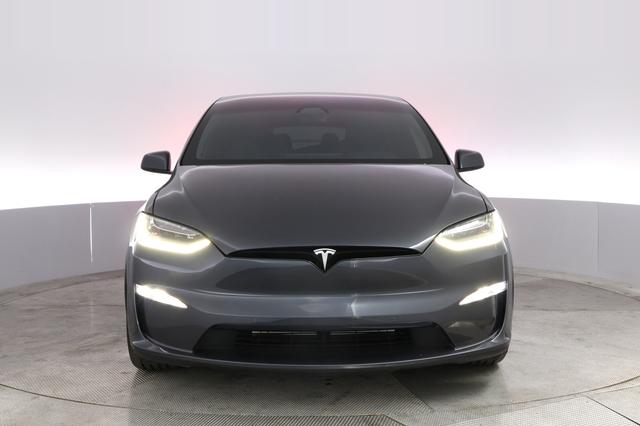 2022 Tesla Model X — photo 9 of 26