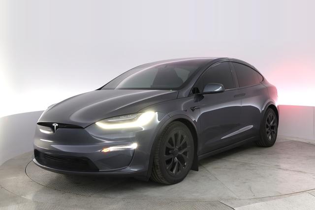 2022 Tesla Model X — VIN 7SAXCBE5XNF328818