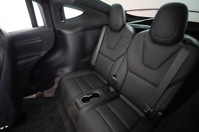 2022 Tesla Model X — photo 21 of 26