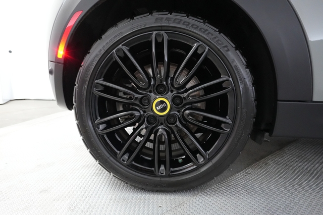 2023 MINI Cooper SE