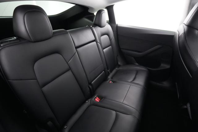 2021 Tesla Model Y — photo 4 of 19