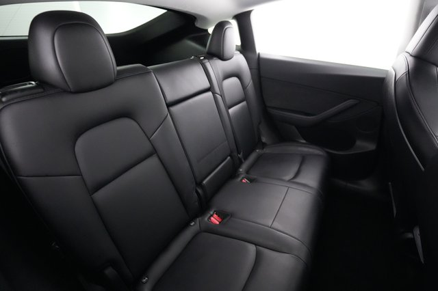 2021 Tesla Model Y — photo 4 of 19