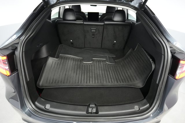 2021 Tesla Model Y — photo 6 of 19
