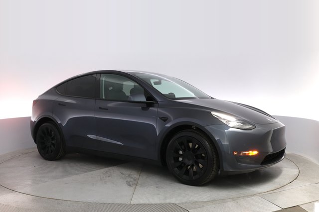 2021 Tesla Model Y — photo 11 of 19