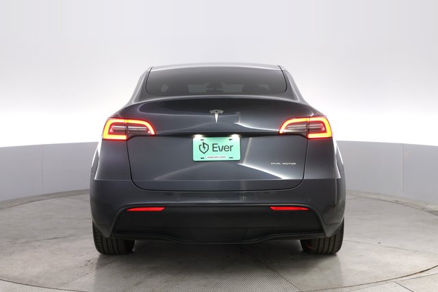 2021 Tesla Model Y — photo 12 of 19