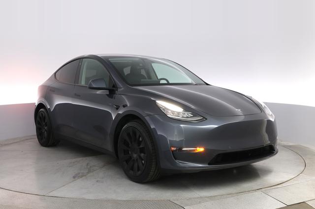 2021 Tesla Model Y — photo 10 of 19