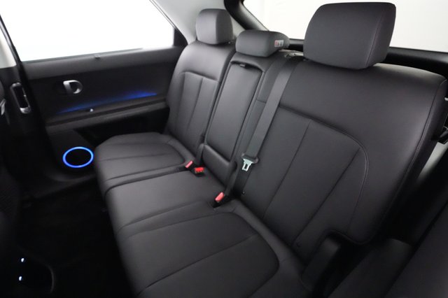 2023 Hyundai IONIQ 5 — photo 17 of 20