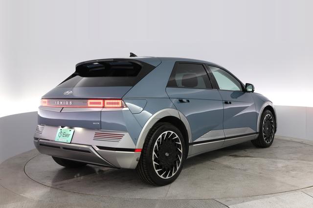 2023 Hyundai IONIQ 5 — photo 2 of 20