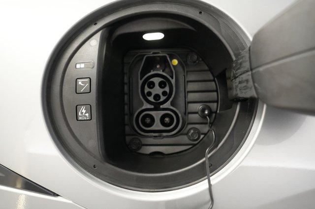 2023 Hyundai Ioniq 6 — photo 8 of 21