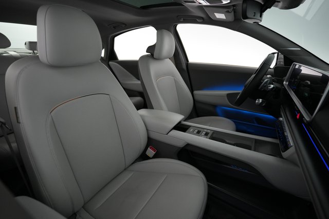 2023 Hyundai Ioniq 6 — photo 18 of 21