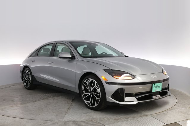 2023 Hyundai Ioniq 6 — photo 10 of 21