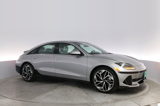 2023 Hyundai Ioniq 6 — photo 11 of 21