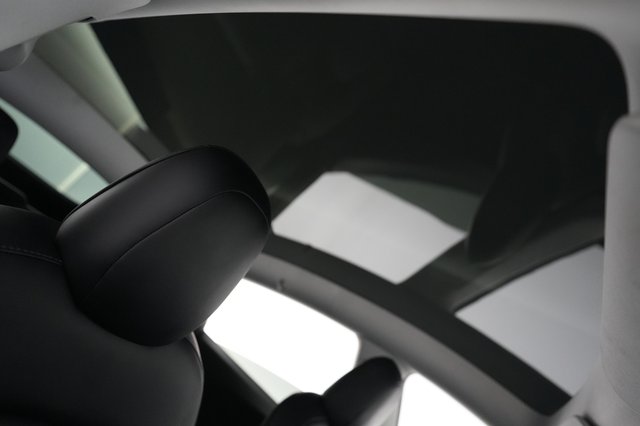 2021 Tesla Model Y — photo 20 of 24