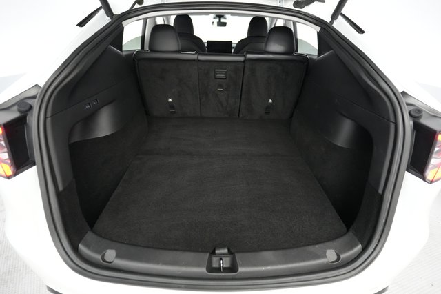 2021 Tesla Model Y — photo 6 of 24