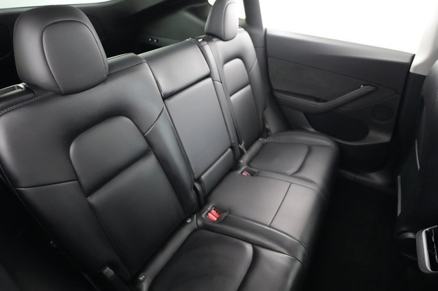 2021 Tesla Model Y — photo 4 of 24