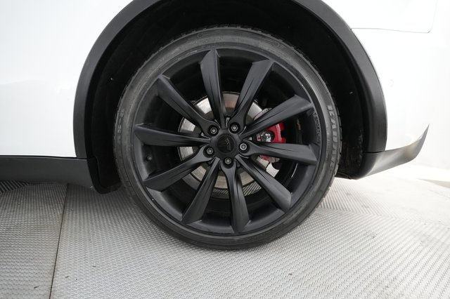 2021 Tesla Model Y — photo 7 of 24