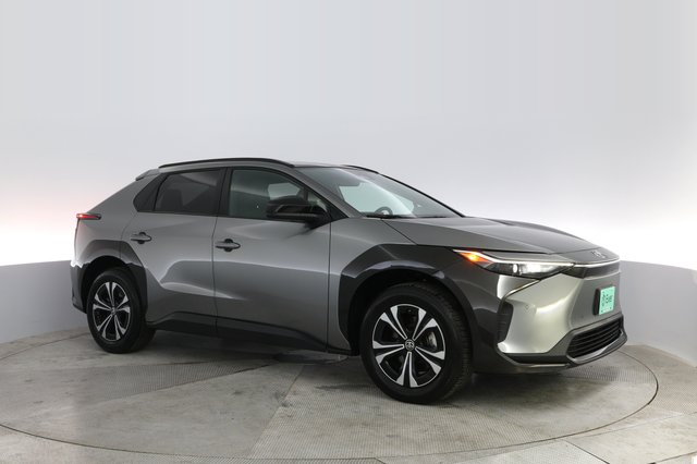 2024 Toyota bZ4X — photo 11 of 21