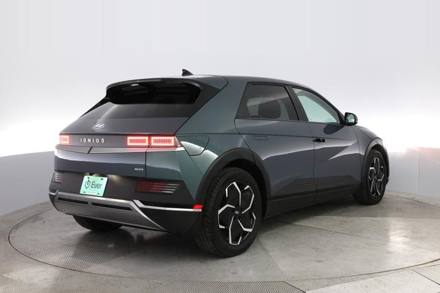 2023 Hyundai IONIQ 5 — photo 2 of 20