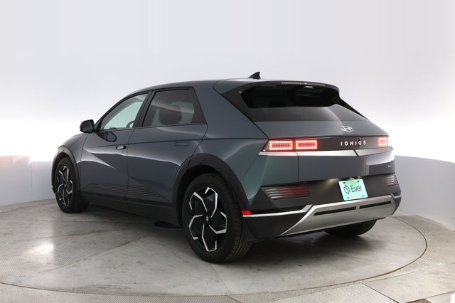 2023 Hyundai IONIQ 5 — photo 13 of 20