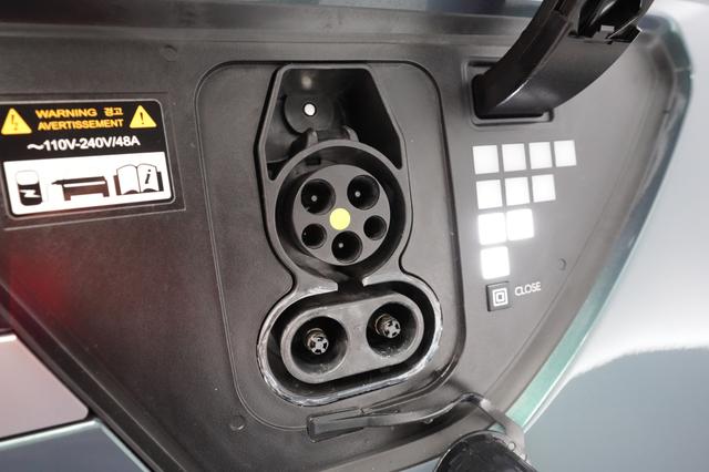 2023 Hyundai IONIQ 5 — photo 8 of 20