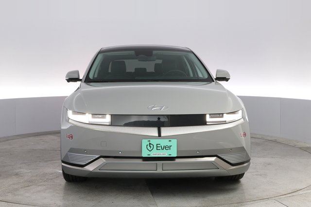 2024 Hyundai IONIQ 5 — photo 9 of 20