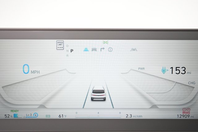 2024 Hyundai IONIQ 5 — photo 5 of 20