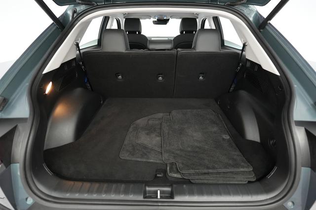 2023 Hyundai IONIQ 5 — photo 6 of 24