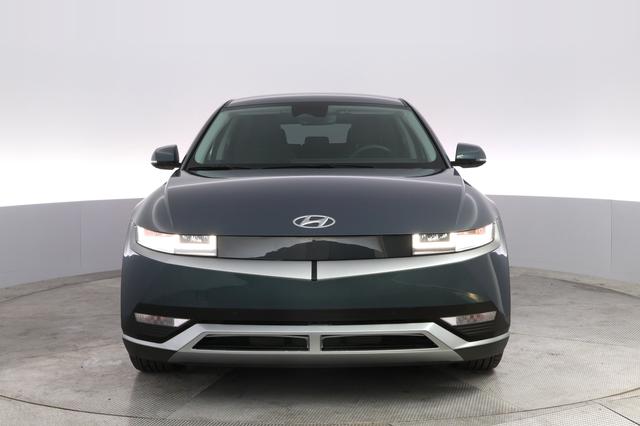 2023 Hyundai IONIQ 5 — photo 9 of 24