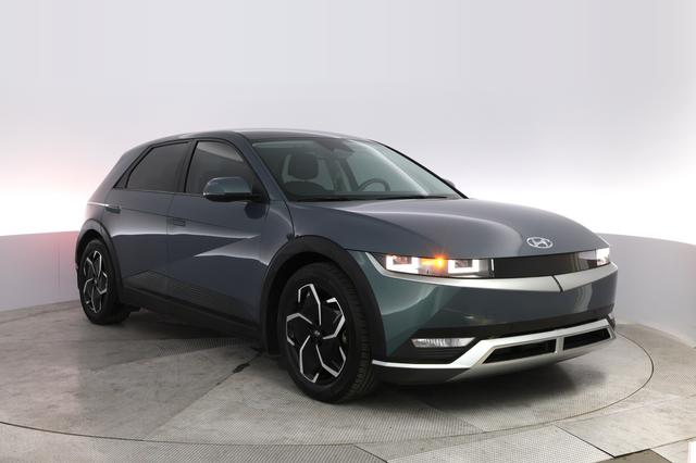 2023 Hyundai IONIQ 5 — photo 10 of 24