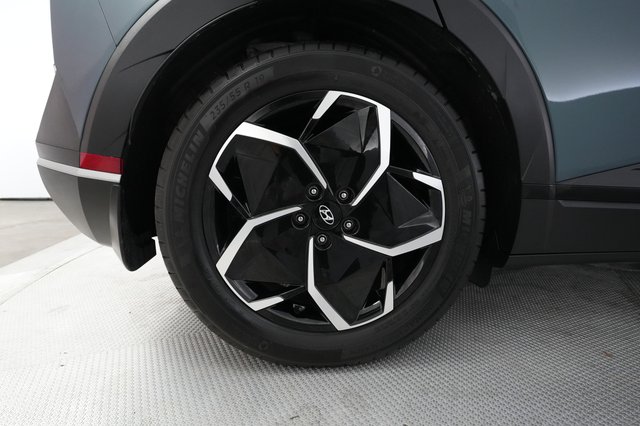 2023 Hyundai IONIQ 5 — photo 16 of 24