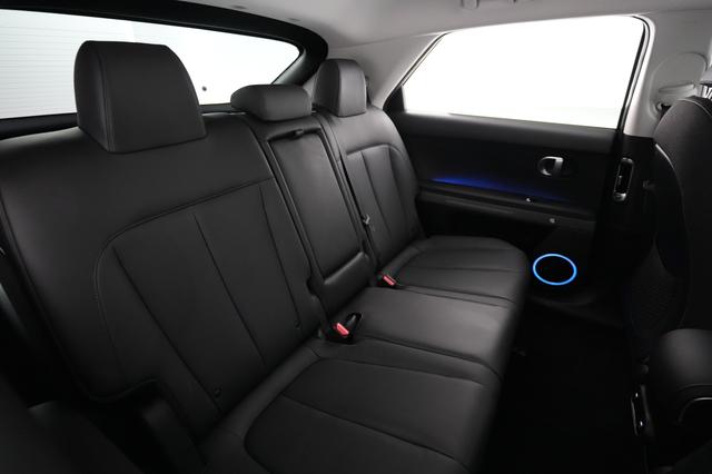 2023 Hyundai IONIQ 5 — photo 4 of 24