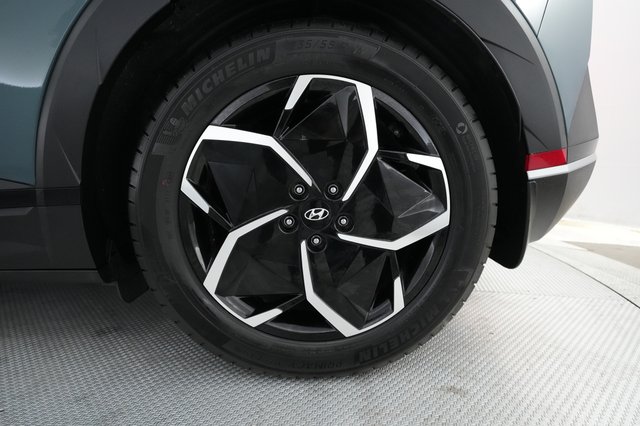 2023 Hyundai IONIQ 5 — photo 17 of 24