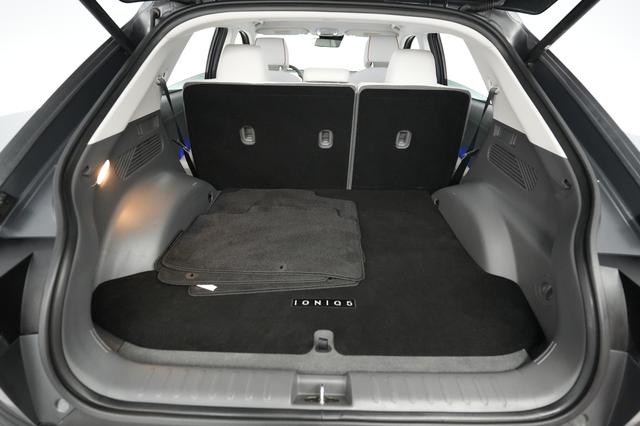 2022 Hyundai IONIQ 5 — photo 6 of 22