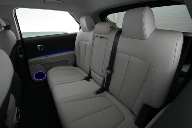2022 Hyundai IONIQ 5 — photo 19 of 22
