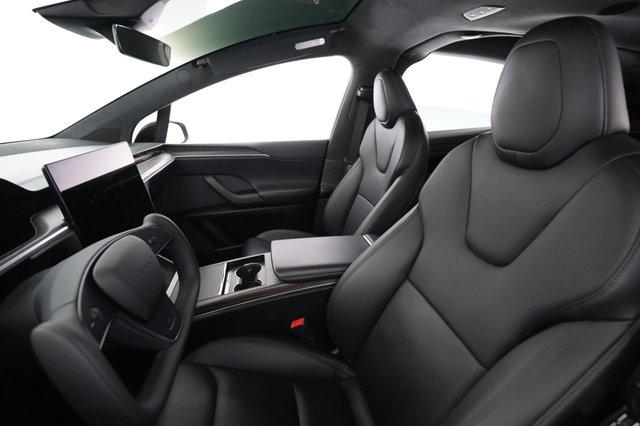 2022 Tesla Model X — photo 3 of 24